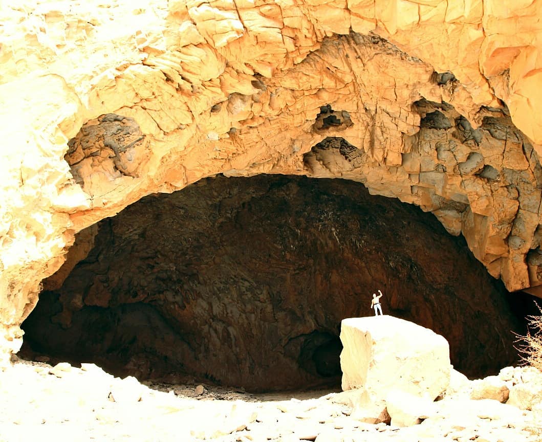 511 | غار ایوب در استان کرمان • درناتریپ ✈️