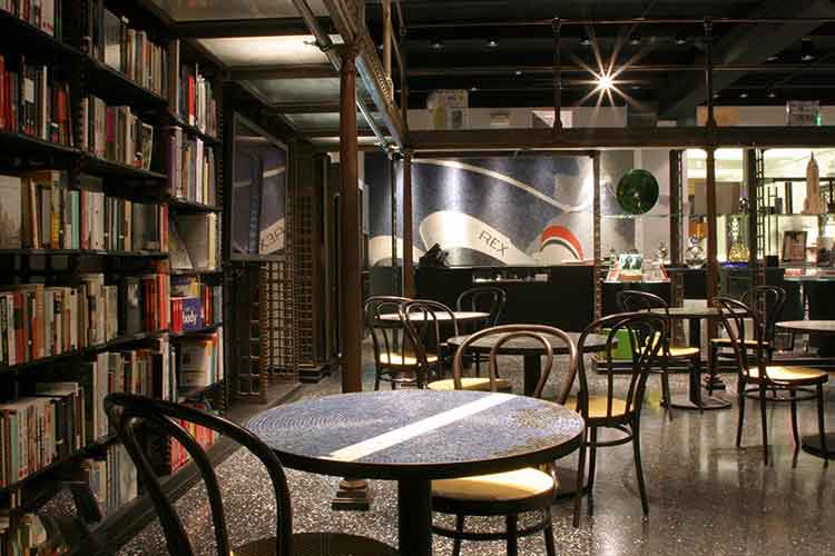 کافه های شرق تهران | بهترین کافه‌های شرق تهران • درناتریپ ✈️