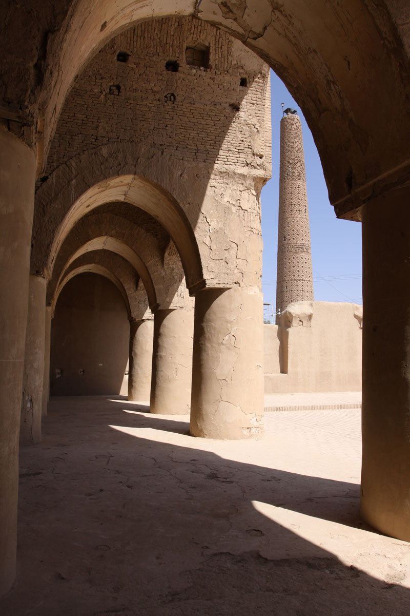 مسجد تاریخانه دامغان