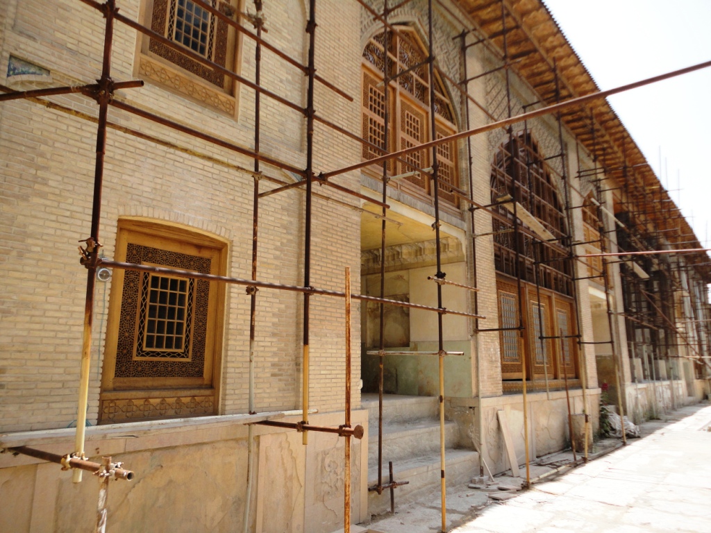 Emaratkhane | جاهای دیدنی شیراز • درناتریپ ✈️