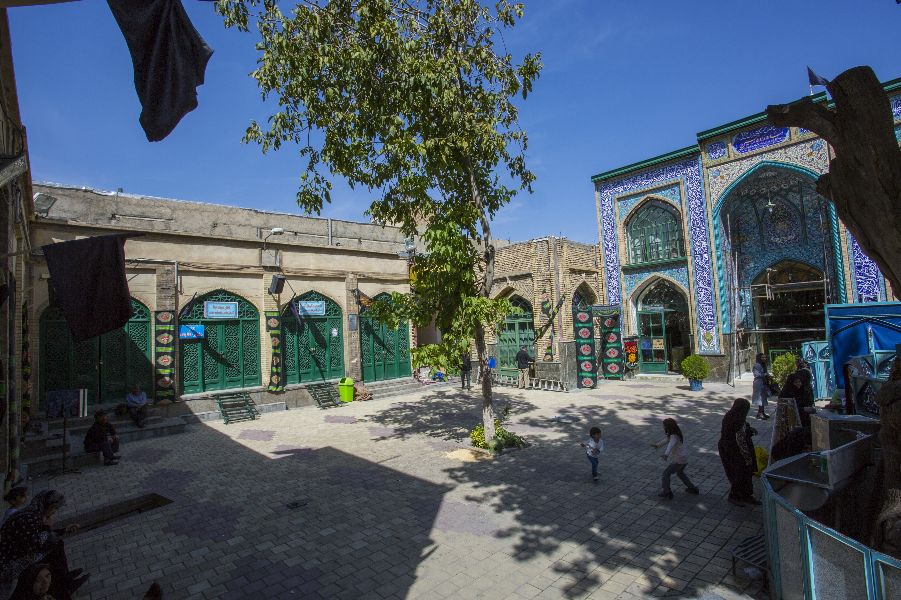 Shazde hossein1 mosque | جاهای دیدنی همدان • درناتریپ ✈️