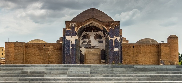 مسجد کبود | مکان های دیدنی تبریز • درناتریپ ✈️