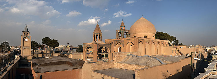 20110106 Vank Cathedral Isfahan Iran Panoramic View 1 | اکو کمپ متین آباد • درناتریپ ✈️