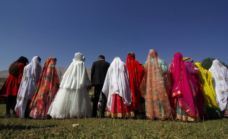 رسوم مختلف عروسی در ایران