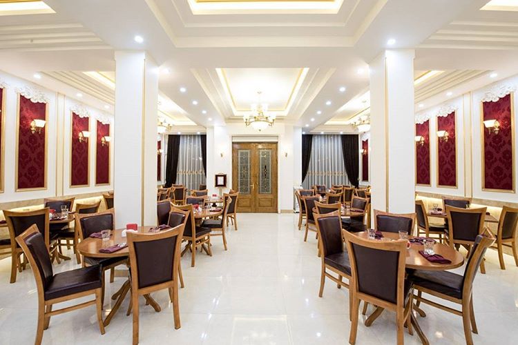 rezaeerestaurant mashad 6 | بهترین رستوران های مشهد • درناتریپ ✈️