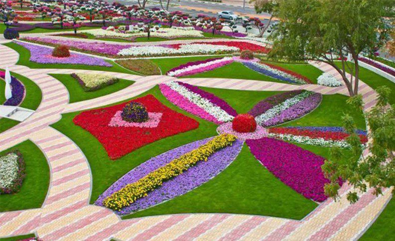 باغ گلهای کرمانشاه