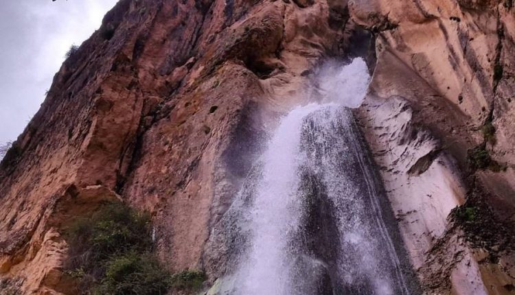 shahandasht waterfall21 | • درناتریپ ✈️