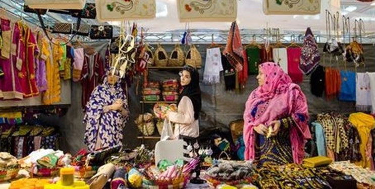 بازارچه دست‌سازه‌های مادران شهر تهران | مرکز خرید نیایش مال • درناتریپ ✈️