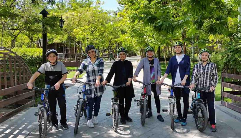 بهترین مسیر های دوچرخه سواری تهران - باغ راه فدک