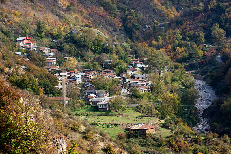 روستای ماهیان (مایان)