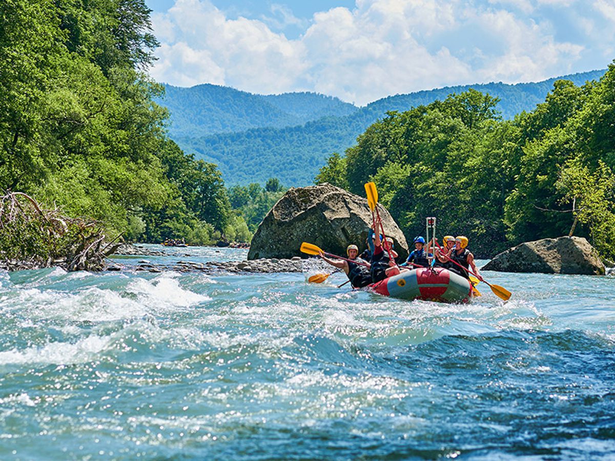 rafting on a mountain river | رفتینگ • درناتریپ ✈️