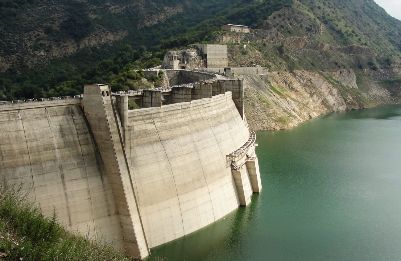Rajai Dam Soleyman Tangeh scaled | سد سلیمان تنگه • درناتریپ ✈️