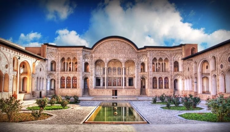 طباطبایی ها | لوکیشن عکاسی اینستاگرامی در ایران • درناتریپ ✈️